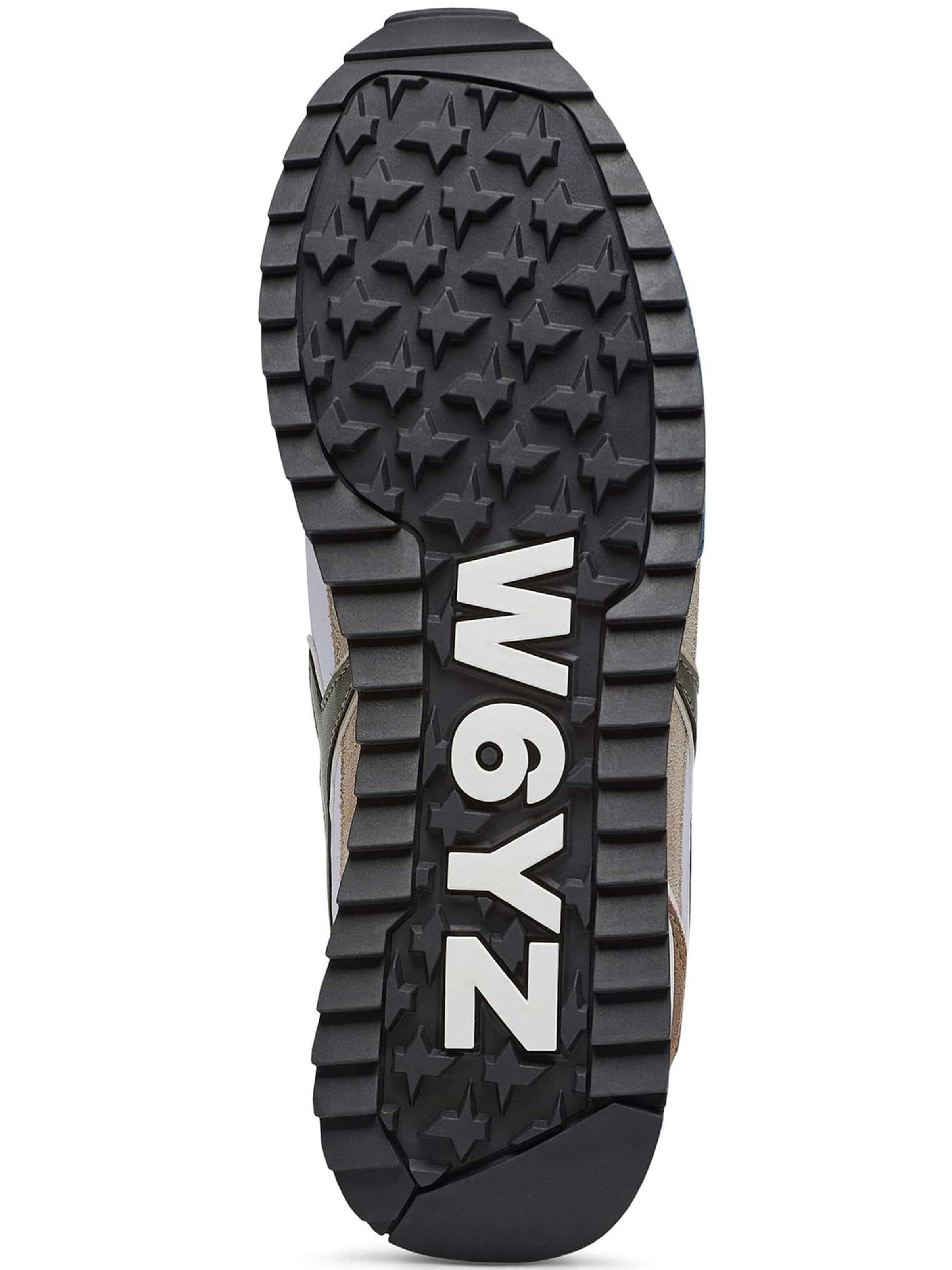 W6YZ Platform trainers 'JET-M.' in Blue