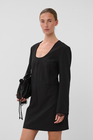 SOAKED IN LUXURY - Vestido em preto: frente