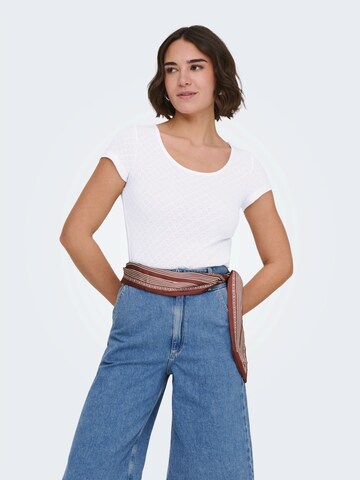 balta ONLY Marškinėliai 'ONLMADISON': priekis