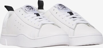 Baskets basses DIESEL en blanc