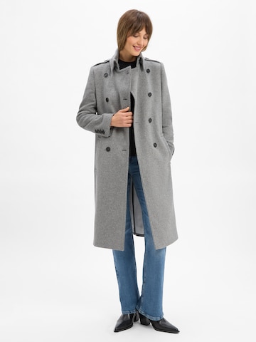 DRYKORN Демисезонное пальто 'Piethill' в Серый