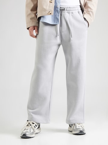 Baggy Pantalon HOLLISTER en gris : devant