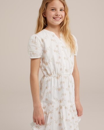 WE Fashion Dress in White: front
