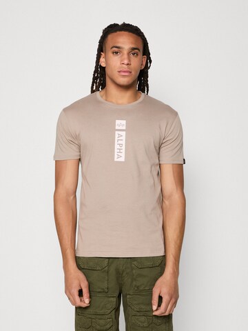ALPHA INDUSTRIES T-shirt i beige: framsida