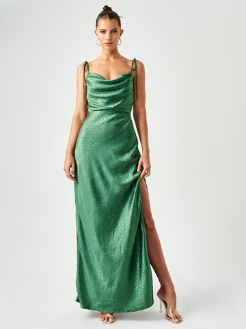 BWLDR Βραδινό φόρεμα 'FLORA X Kristina' σε πράσινο