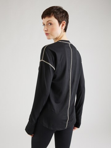 Varley Sportshirt 'Cella' in Schwarz