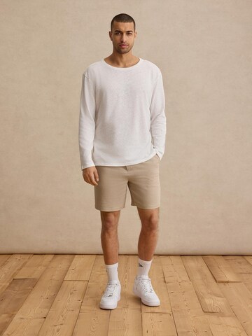 DAN FOX APPAREL Обычный Брюки со складками 'Alan' в Серый