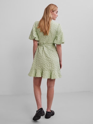 Robe d’été 'VEA' PIECES en vert