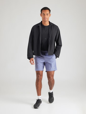 NIKE Urheilutakki värissä musta