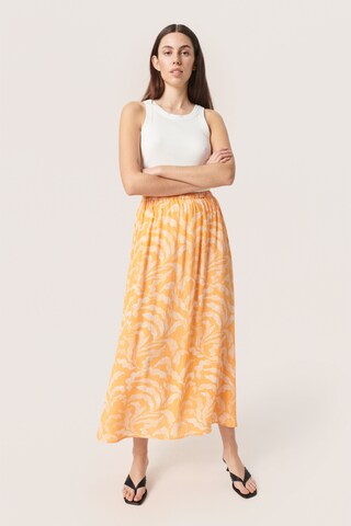 SOAKED IN LUXURY Rok 'Zaya' in Oranje