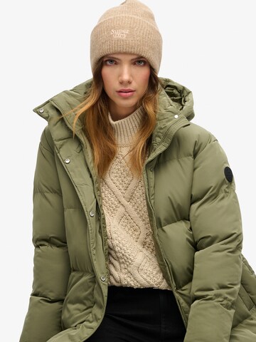 Superdry & Co Muts in Beige