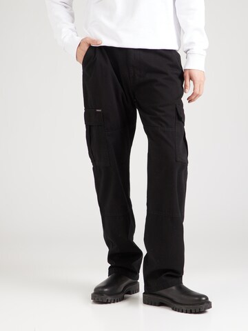 Loosefit Pantalon cargo GUESS JEANS en noir : devant
