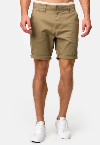 INDICODE JEANS Regular Shorts 'Bonn' in Grün: predná strana