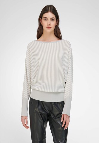 Uta Raasch Sweater in Grey: front