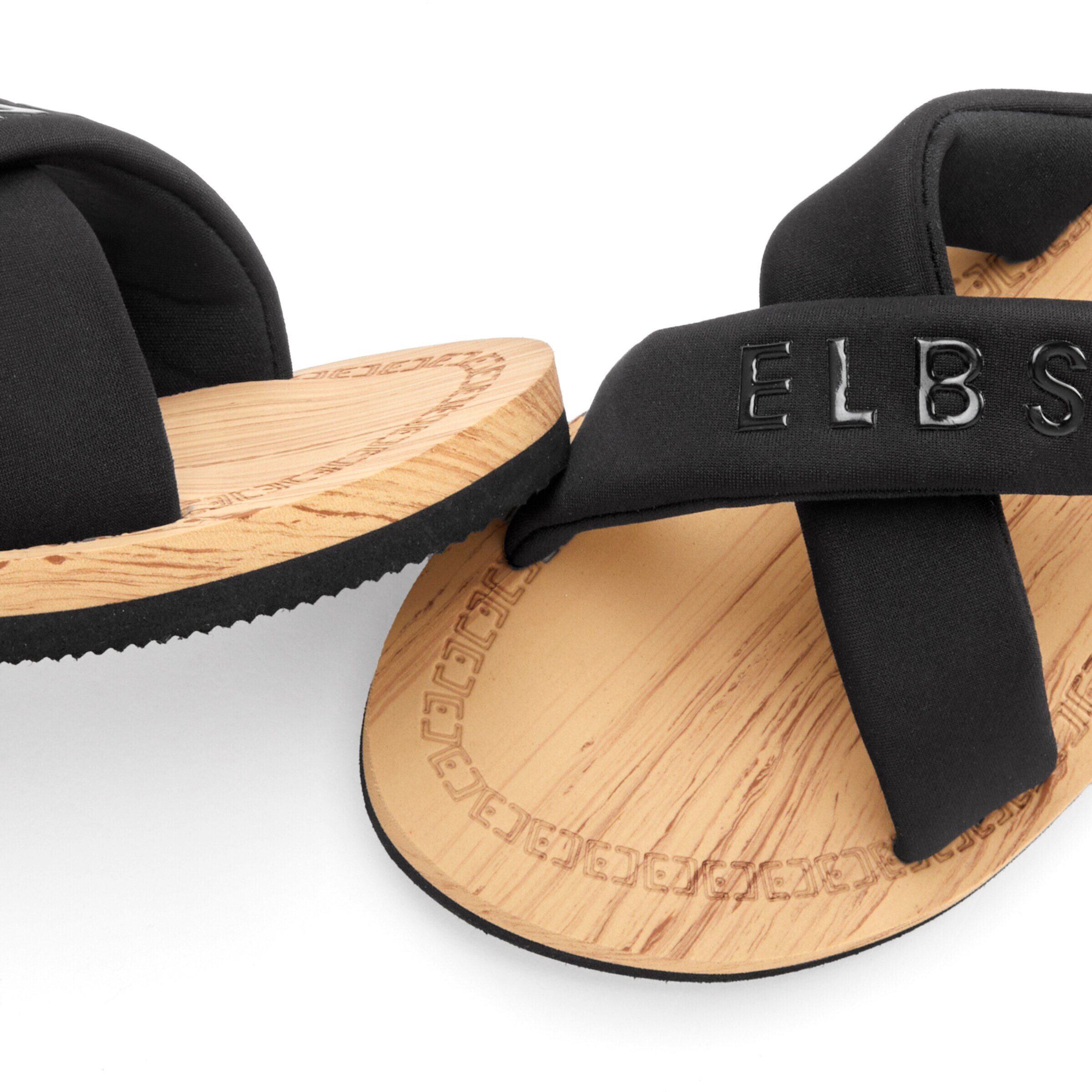 Elbsand Μιούλ σε μαύρο