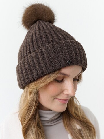LOEVENICH Beanie in Brown