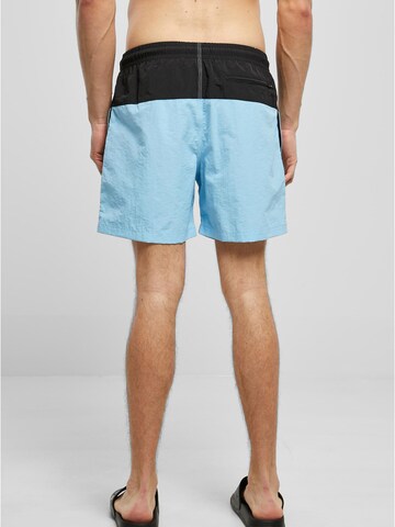 Urban Classics Badeshorts i blå