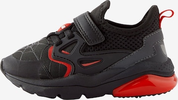 Next Sneaker in Schwarz: Vorderseite