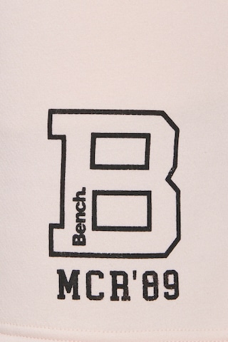 BENCH Regular Shorts in Pink
