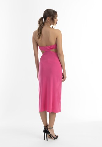 faina - Vestido em rosa