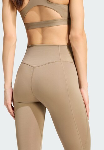 Skinny Pantaloni sportivi 'Opt Ess' di ADIDAS PERFORMANCE in beige