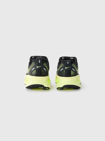 NIKE Обувь для бега 'VOMERO 18' в Черный