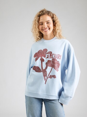 TOPSHOP Sweatshirt 'Gaby' i blå: framsida