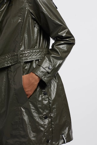 khujo Raincoat 'Alecia2' in Green