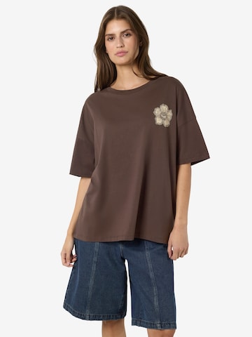 T-shirt oversize 'NMIDA' Noisy may en marron