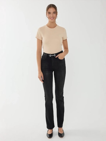 Hiccup T-Shirt in Beige