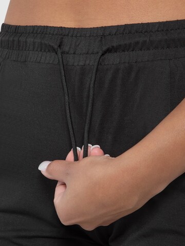 Smilodox Slimfit Sportbroek ' Dalia ' in Zwart
