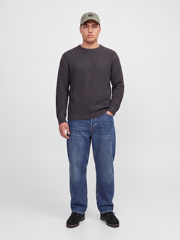 Jack & Jones Plus Pulover 'JJJAXON' | siva barva