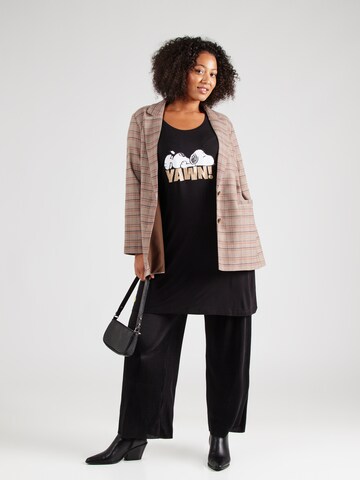 Tricou 'CARSNOOPY' de la ONLY Carmakoma pe negru
