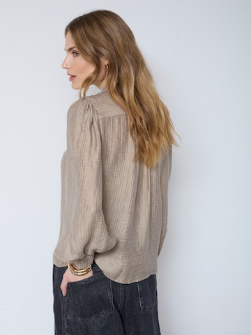co'couture - Camisa ' TassyCC ' em bege