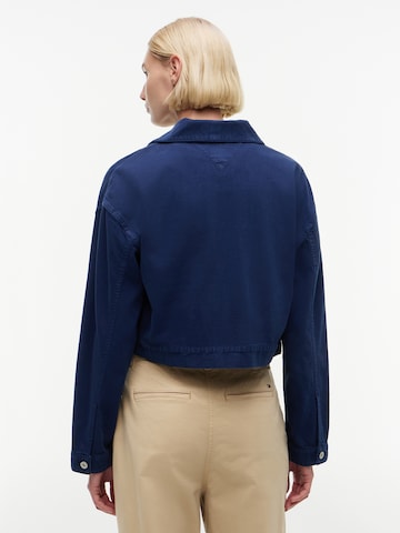 mėlyna Tommy Jeans Demisezoninė striukė
