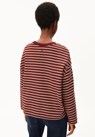 Sweat-shirt 'FRANKAA' ARMEDANGELS en rouge