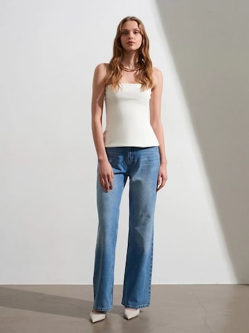 Dilvin Top in White