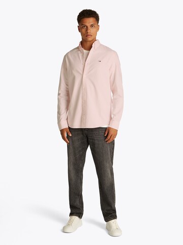 Tommy Jeans Regular fit Button Up Shirt in Pink