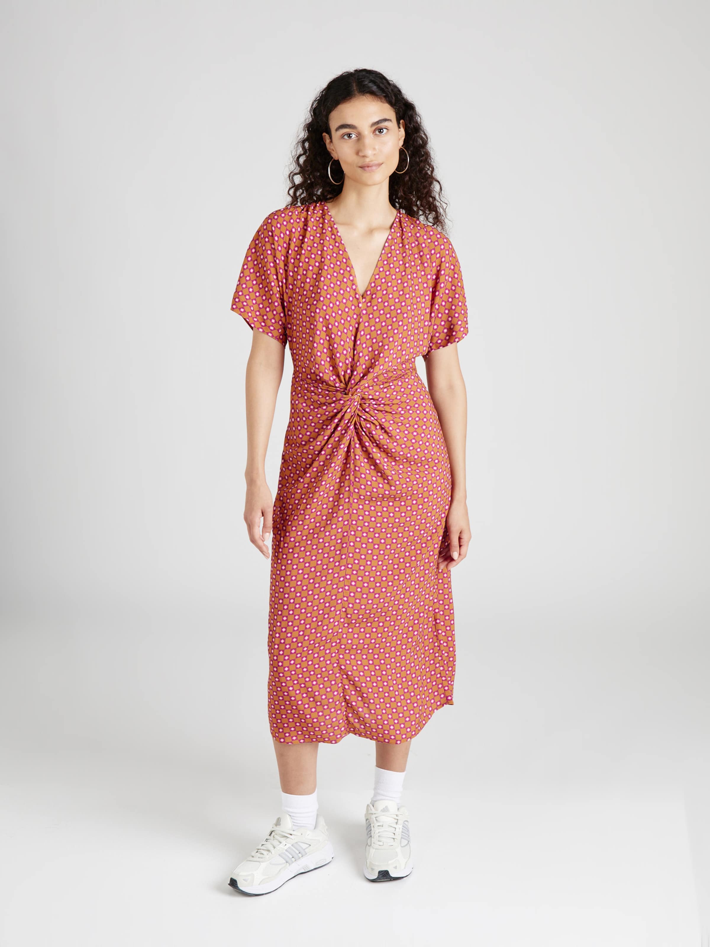 Closet jurk new arrivals