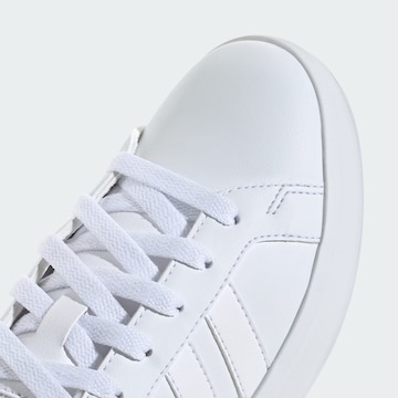 ADIDAS SPORTSWEAR Sportcipő 'Grand Court 3.0' - fehér