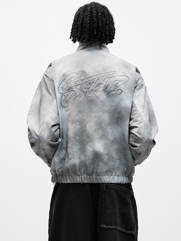 Pull&Bear Between-Season Jacket in Black: front