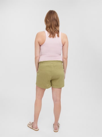 Vero Moda Maternity Regular Shorts 'NATALI' in Grün