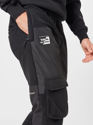 Grimey Tapered Cargo Pants in Black