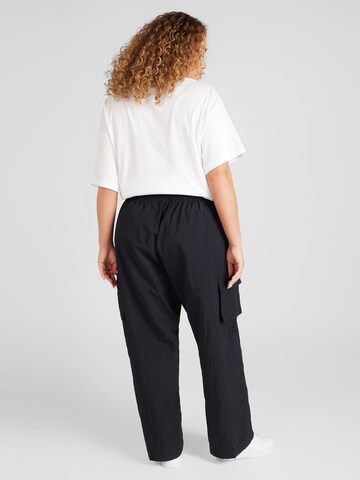 Nike Sportswear Loose fit Cargo trousers 'Essential' in Black