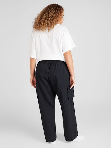 Loosefit Pantalon cargo 'Essential' Nike Sportswear en noir