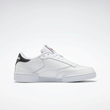 Baskets basses 'Club C 85' Reebok en blanc