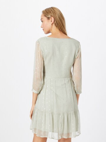 Robe 'Mette' ABOUT YOU en vert