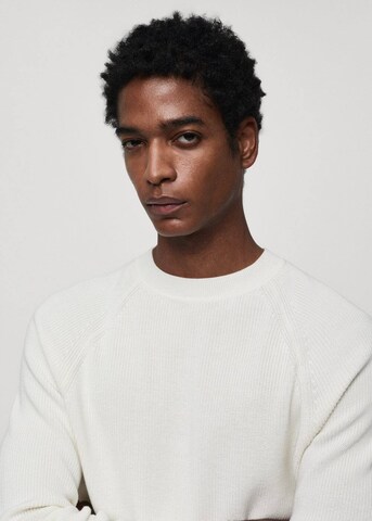 Pull-over 'Essentials' MANGO MAN en blanc