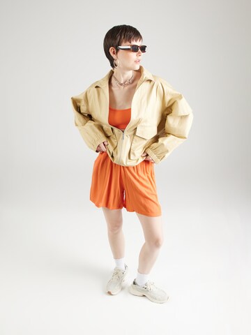 ICHI Wide Leg Shorts in Orange