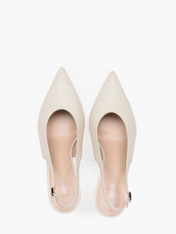 Estro Pumps '25151-2'‌ in Beige